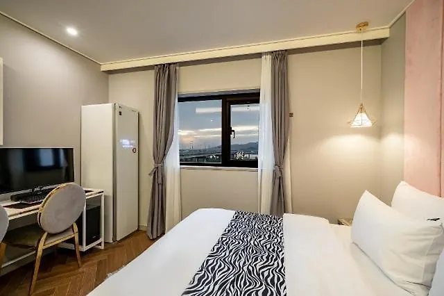 Motel Denbasta Pusan